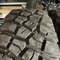 美品MG ゴーレム　17インチ 8J インセット20 BFグッドリッチ 265/65R17 ブロックタイヤ　pcd 139.7 6穴 プラド ハイラックス 等の画像
