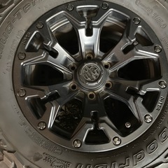 美品MG ゴーレム　17インチ 8J インセット20 BFグッドリッチ 265/65R17 ブロックタイヤ　pcd 139.7 6穴 プラド ハイラックス 等の画像