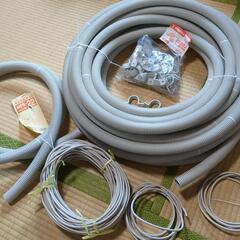 PF管　PF管両サドル　SF-22J LANケーブル（Cat5e...