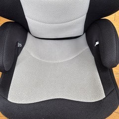 一時お値下げ中！ジュニアシートの画像