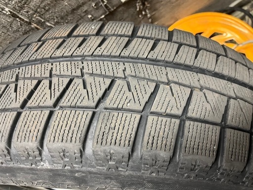 スタッドレスタイヤ195/65R15アルミホイール付4本セット (わらば スタッドレスタイヤ195/65R15アルミホイール付4本セット (わらば
