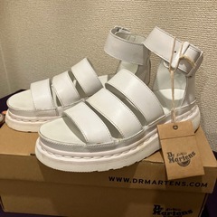ドクターマーチン　グリフォンサンダル　22.5㎝