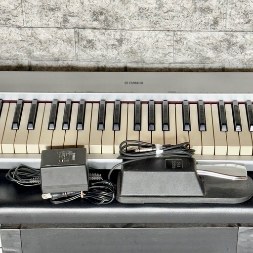 YAMAHA「ピアジェーロ」76鍵電子ピアノ NP-30S (maro) 共和の YAMAHA「ピアジェーロ」76鍵電子ピアノ NP-30S (maro) 共和の