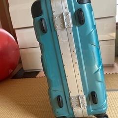 ジャンク　
キャリーケース　キー1本付の画像