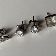 シルバーピアス　4個