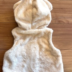 赤ちゃんの城 クマ耳ベストの画像