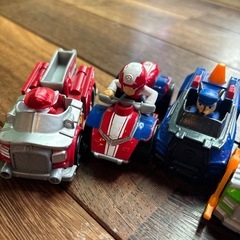 パウパトロール　４台セットの画像