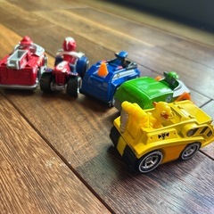 パウパトロール　４台セットの画像