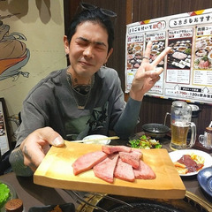 🔥急募🔥髪色・服装自由✨ピアスもOK😎配管等の板金工事☘️現場のギスギス感なし😊未経験大歓迎🔰面白い仲間ばかりのシンプル作業⭐️の画像