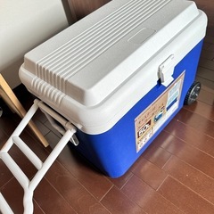 キャスター付　クーラーボックス