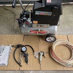 オイルレスエアコンプレッサー