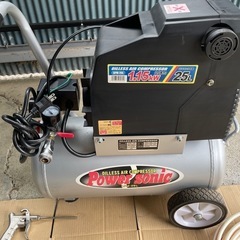 オイルレスエアコンプレッサーの画像