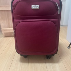 小型スーツケース