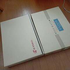 スーツ収納箱