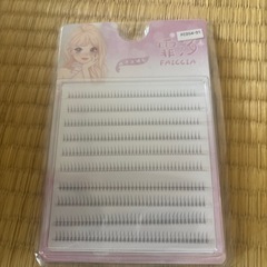つけまつげの画像