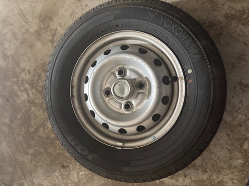 145/80R12 軽トラノーマルタイヤ・鉄ホイールセット、2本のみ【1/2