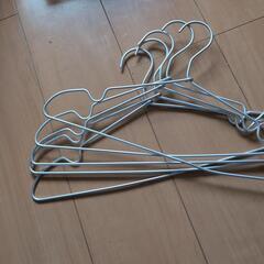 無印のハンガー