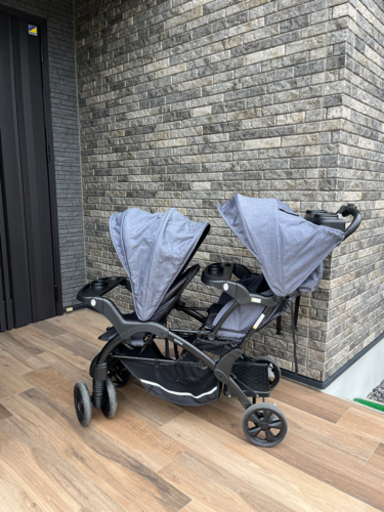 【取引中】二人乗りベビーカー　 joie二人でゴーDX