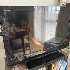 東芝　TOSHIBA 32インチ　テレビ