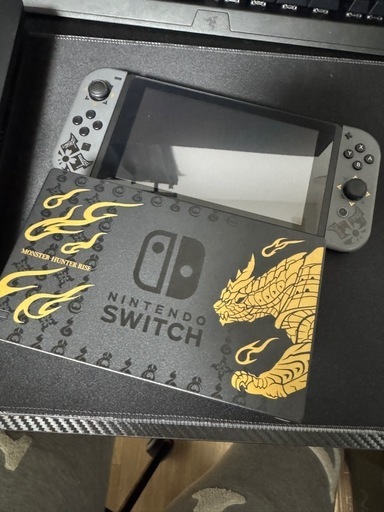 Switchとカセットのセット