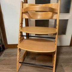 ベビーチェア の画像