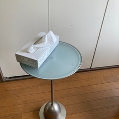 サイドテーブルの画像