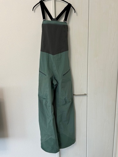 Patagonia ウィメンズ　ビブM