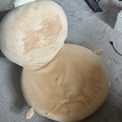 クマのクッション椅子の画像