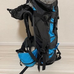 Columbia リュックサック 50L ブラック×ブルー　登山の画像