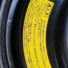 日産ノートスペアタイヤの画像
