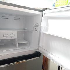 2ドア冷凍冷蔵車の画像