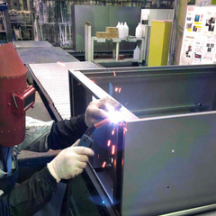 【オフィス家具製造の工場内作業員】年休123日以上／マイカー通勤OK／残業代全額支給／交通費支給／未経験歓迎／OJT研修＿共栄工業株式会社　京都工＿の画像