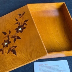 木製の箱　桜の木
