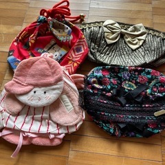 小物収納ケース‼️ ポーチ類❣️8個付きの画像