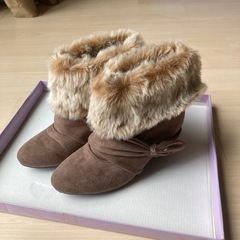 ショートブーツ