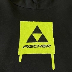 FISCHER 黒パーカーの画像