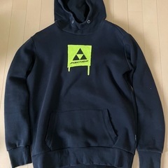FISCHER 黒パーカー
