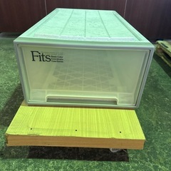 Fits 押入れ用　衣装ケース　大理石調