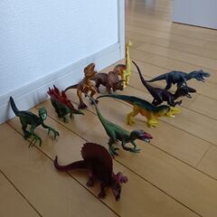 恐竜フィギュア　マット付き恐竜おもちゃの画像