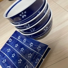 丼の器４枚　平皿２枚　セットの画像