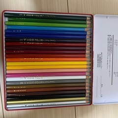 【最終値下ほぼ新品】色鉛筆　24色セットの画像
