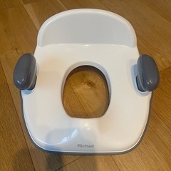 美品　子供用補助便座　Richell