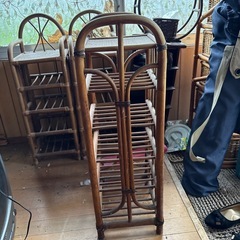 お取引き相手決まりました　ラタン製シューズラックの画像