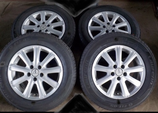 アルミホイール、タイヤ付き15インチ