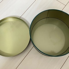 ディズニー ミラコスタ 缶 小物入れの画像
