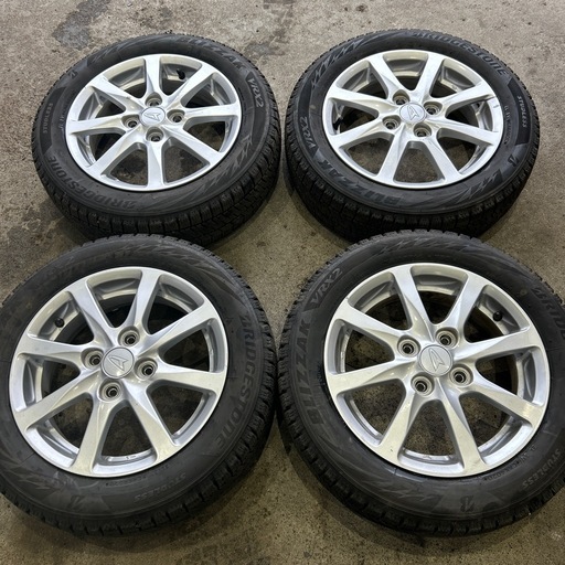 ダイハツ純正アルミホイールスタッドレスセット