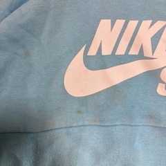 130 NIKE パーカーの画像