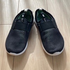 【お譲り決定】NEW　BALANCE スリッポン　ウォーキングシューズの画像