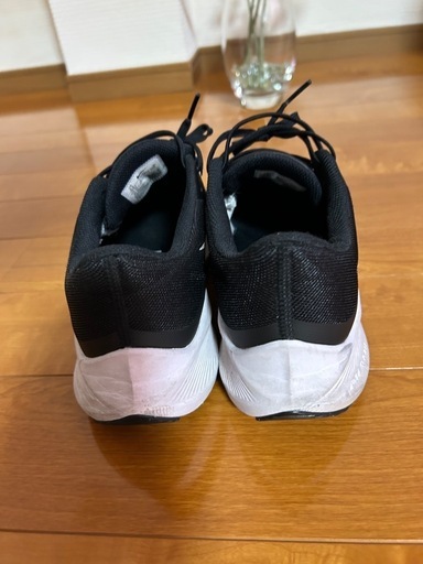 スニーカー　NIKE NIKE 26.5サイズの私にジャスト　昨年1.32万購入