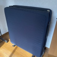 折り畳みベッド